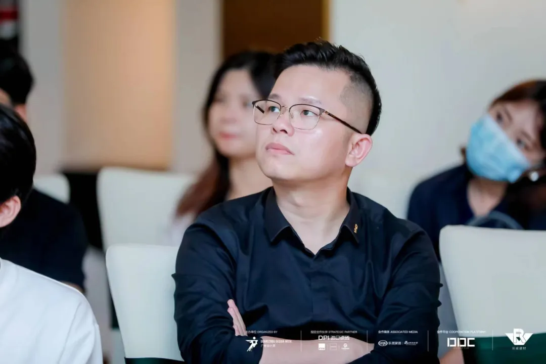 IP时代·湾区新势力 | 艺鸿装饰设计总监张亿文,共同探寻未来奢宅新趋向(图8) IP时代·湾区新势力 | 艺鸿装饰设计总监张亿文,共同探寻未来奢宅新趋向(图8)