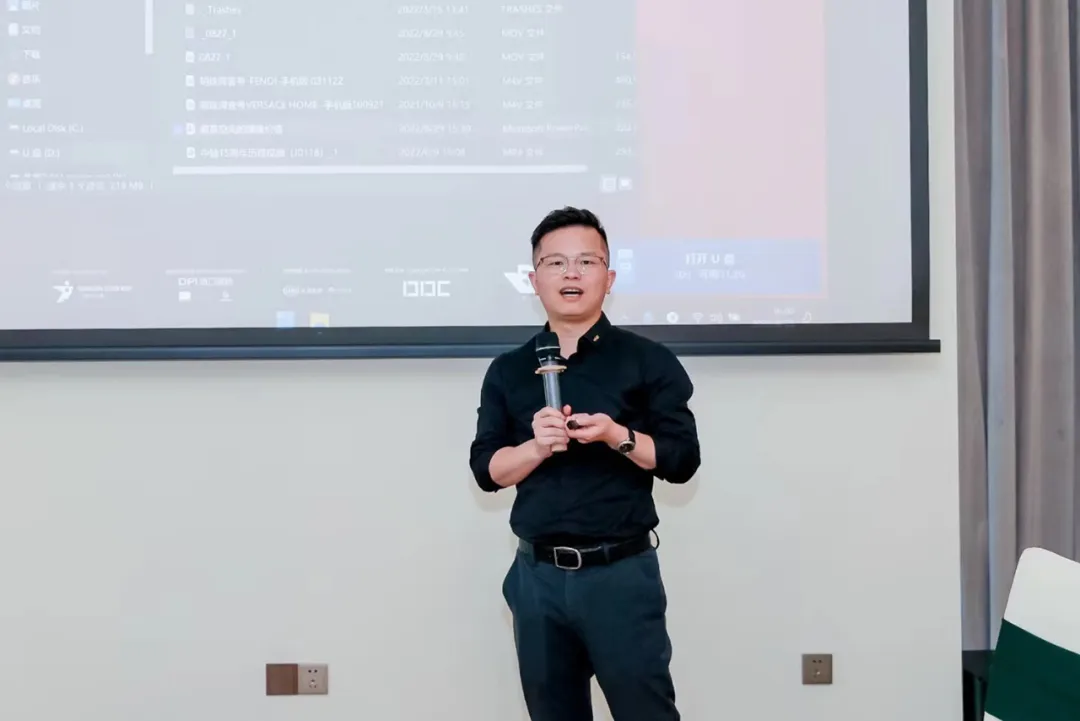 IP时代·湾区新势力 | 艺鸿装饰设计总监张亿文,共同探寻未来奢宅新趋向(图10) IP时代·湾区新势力 | 艺鸿装饰设计总监张亿文,共同探寻未来奢宅新趋向(图10)