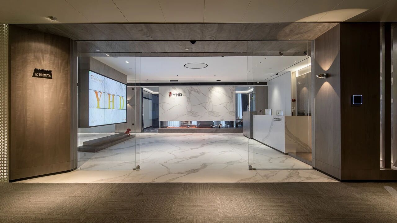 陈胜华:艺鸿装饰总设计师(图14) 陈胜华:艺鸿装饰总设计师(图14)